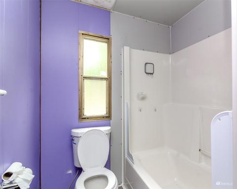 971 Tipsoo Loop N, Rainier, WA 98576 photo 34