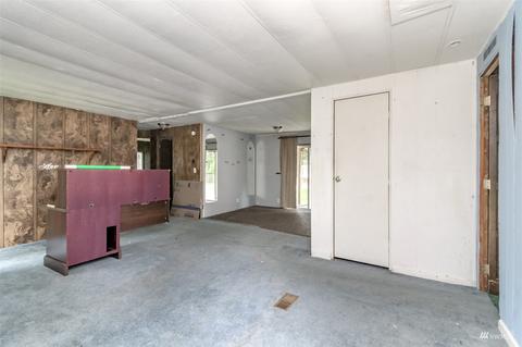 971 Tipsoo Loop N, Rainier, WA 98576 photo 15