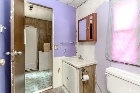 971 Tipsoo Loop N, Rainier, WA 98576 photo 21