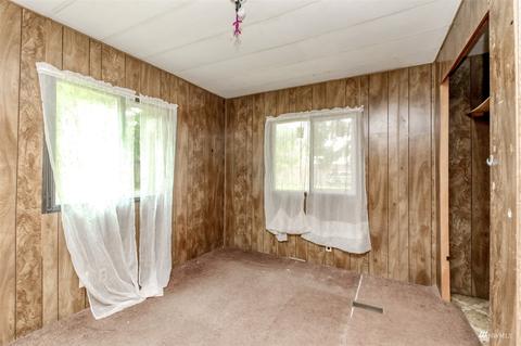 971 Tipsoo Loop N, Rainier, WA 98576 photo 28