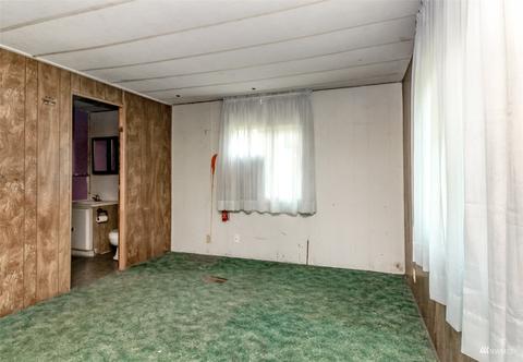 971 Tipsoo Loop N, Rainier, WA 98576 photo 18