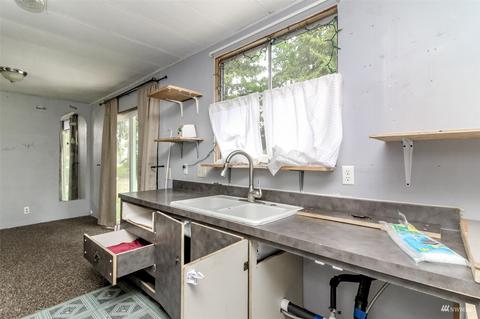 971 Tipsoo Loop N, Rainier, WA 98576 photo 24