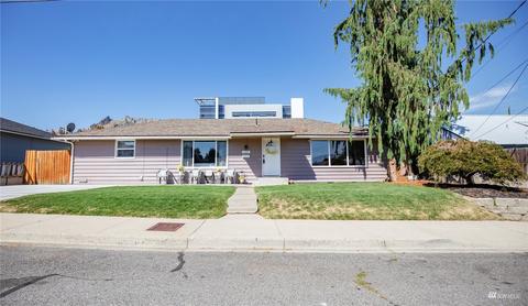 1222 Ormiston St, Wenatchee, WA 98801 photo 1