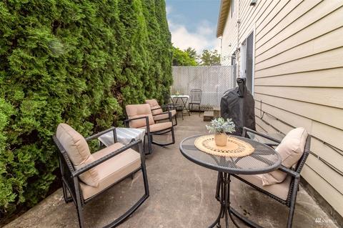 1242 Davis Ave #1, Enumclaw, WA 98022 photo 3