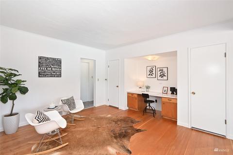 2345 NE 95th St, Seattle, WA 98115 photo 8