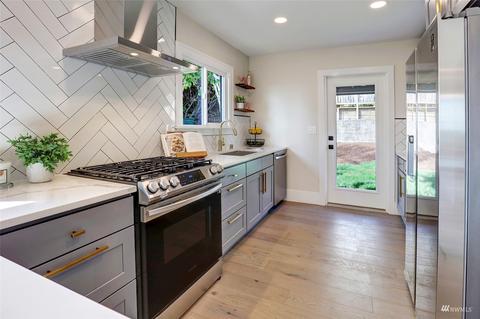 614 NE 77th St, Seattle, WA 98115 photo 9