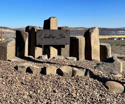 401 Bridgeview Dr #LOT 13, Vantage, WA 98950