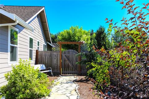 302 Warwick St, Enumclaw, WA 98022 photo 17