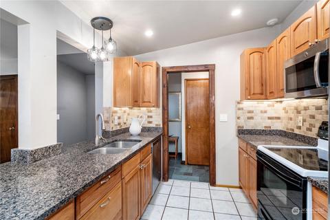 28328 SE 424th St, Enumclaw, WA 98022 photo 13