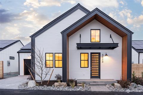 3924 Crosswinds Ct, Anacortes, WA 98221