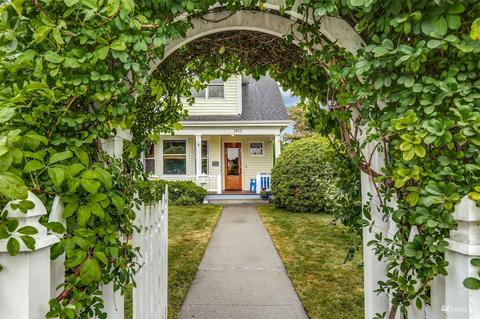 1912 Rucker Ave, Everett, WA 98201 photo 2