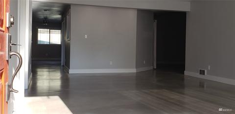 6005 Seahurst Ave, Everett, WA 98203 photo 3
