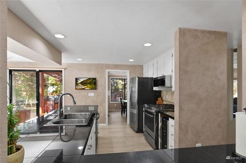 10604 39th Dr SE, Everett, WA 98208 photo 12