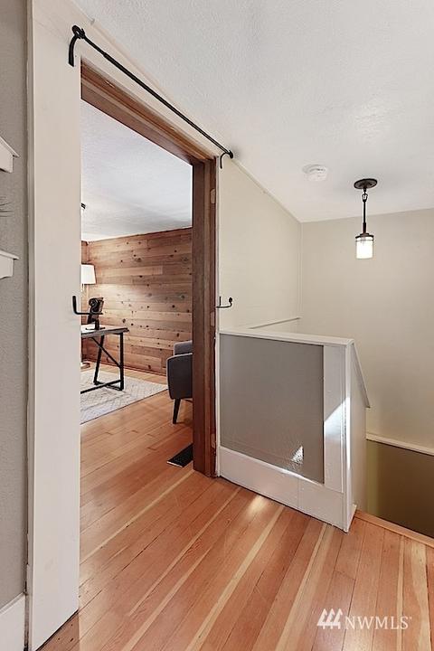 10703 Sunrise Dr, Bothell, WA 98011 photo 19