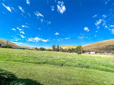 0 S Touchet Rd, Dayton, WA 99328