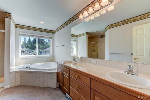 19723 Bartlett Rd, Bothell, WA 98012 photo 12