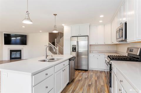 519 3rd St, Sumas, WA 98295 photo 8