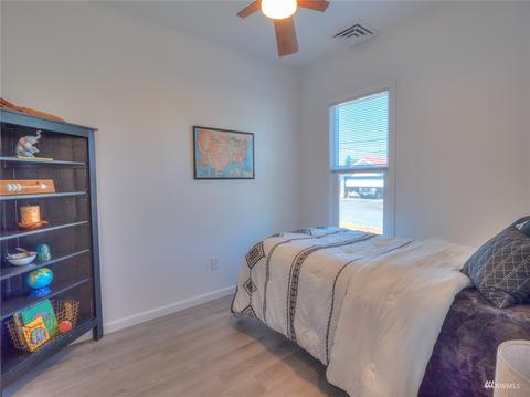 1036 Cole St, Enumclaw, WA 98022 photo 19