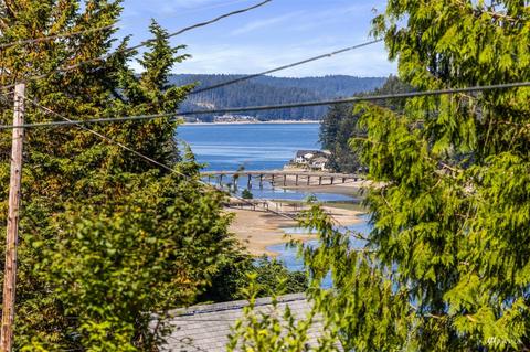71 E Barbary Dr, Grapeview, WA 98546 photo 13