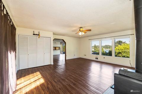 71 E Barbary Dr, Grapeview, WA 98546 photo 30