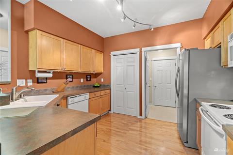 2009 196th St SE #C104, Bothell, WA 98012 photo 13