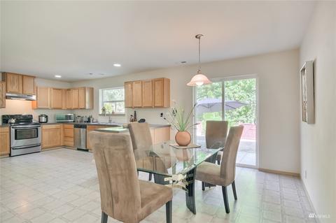 1108 Daffodil Ave NE, Orting, WA 98360 photo 8