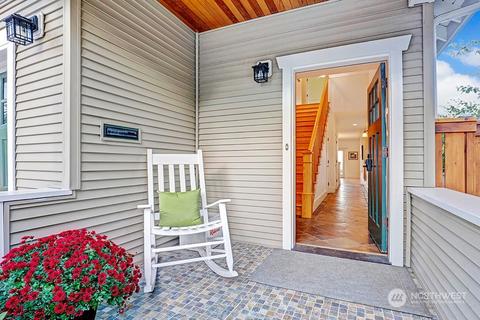 420 24th Ave E, Seattle, WA 98112 photo 1