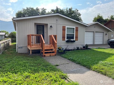 1505 Dogwood St, Oroville, WA 98844