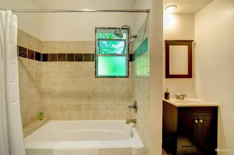 18234 94th Ave NE, Bothell, WA 98011 photo 35