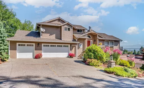 1011 39th St, Everett, WA 98201 photo 2