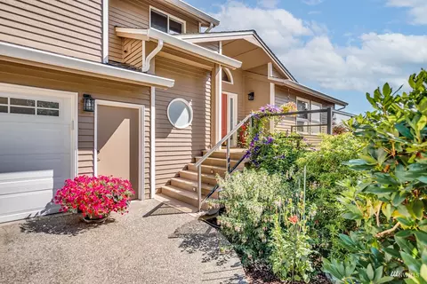 1011 39th St, Everett, WA 98201 photo 3