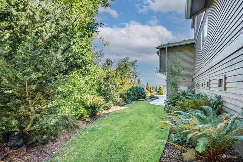 1011 39th St, Everett, WA 98201 photo 8