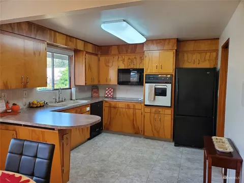 215 Heather Rd, Everett, WA 98203 photo 8