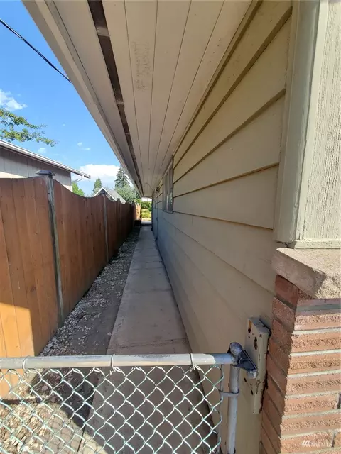 215 Heather Rd, Everett, WA 98203 photo 34