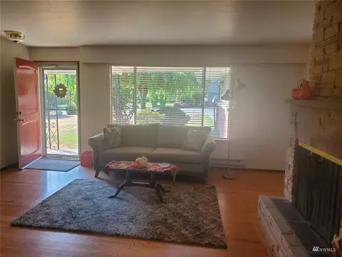 215 Heather Rd, Everett, WA 98203 photo 6