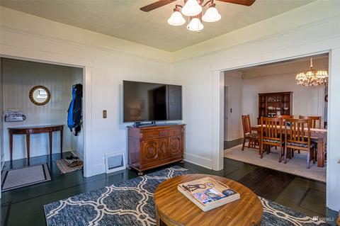814 E St, Centralia, WA 98531 photo 9