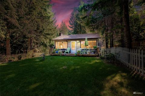 910 E Trails End Dr, Belfair, WA 98528 photo 2
