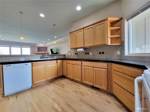 131 Les Saints, Sequim, WA 98382 photo 11