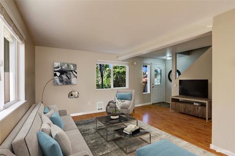 9025 11th Pl W, Everett, WA 98204 photo 2