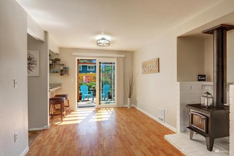 9025 11th Pl W, Everett, WA 98204 photo 4