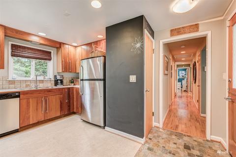 1056 Alder St, Edmonds, WA 98020 photo 9