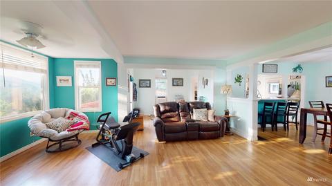 48 Eastlake Rd, Oroville, WA 98844