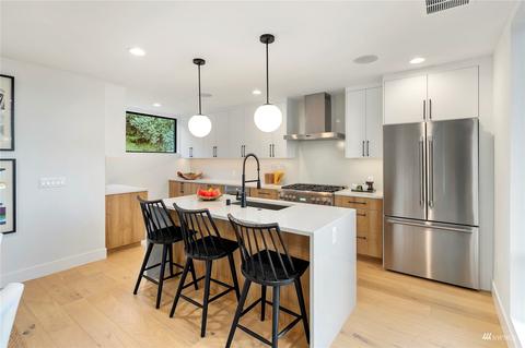 2414 Everett Ave E, Seattle, WA 98102 photo 12