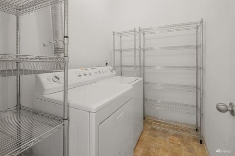 2207 E James St, Seattle, WA 98122 photo 18