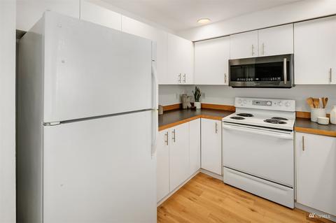 2207 E James St, Seattle, WA 98122 photo 10
