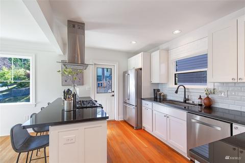 3115 E Olive St, Seattle, WA 98122 photo 6