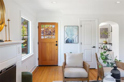 3115 E Olive St, Seattle, WA 98122 photo 3