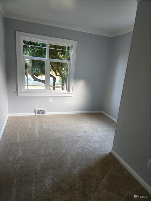 7426 Lower Ridge Rd, Everett, WA 98203 photo 17