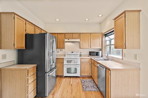 20137 Hollyhills Dr NE, Bothell, WA 98011 photo 15