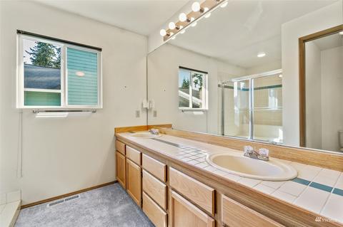 20137 Hollyhills Dr NE, Bothell, WA 98011 photo 27